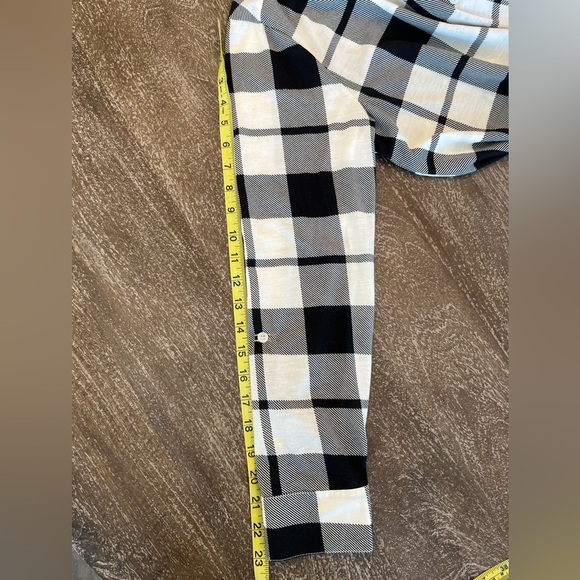 New York Laundry Plaid Button Down Shirt - Black, White, Cream - Picture 4 of 10